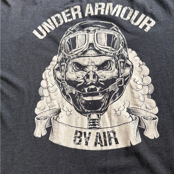 Under Armour Men's Charcoal Graphic Tee - Picture 4 of 9